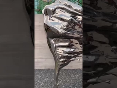 Выкованных скульптура нержавеющей стали открытым садом женщин конспекта скульптуры металла