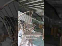 Выкованная скульптура металла